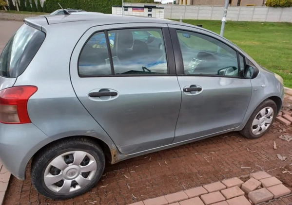 Toyota Yaris cena 4400 przebieg: 256200, rok produkcji 2007 z Rybnik małe 22